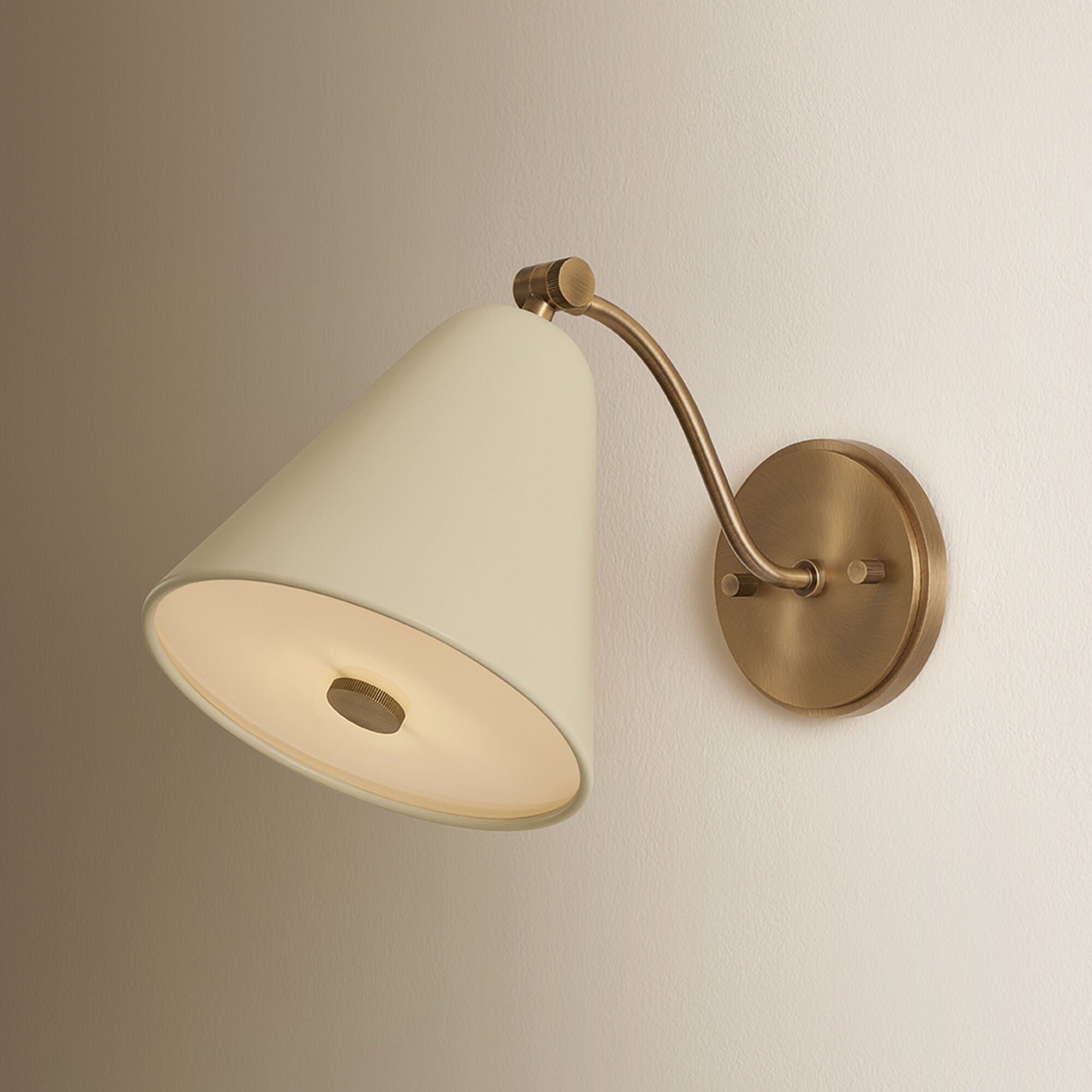 Clive Small Wall Sconce,
